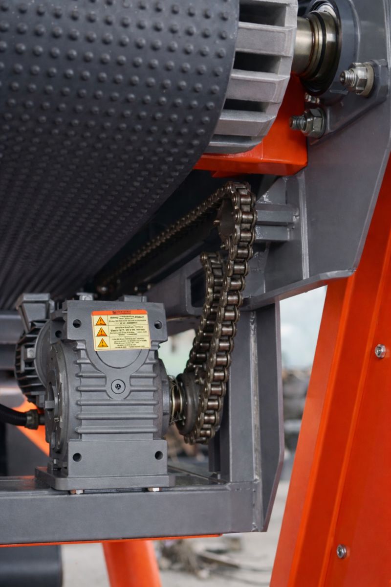 chain drive of telescopic belt